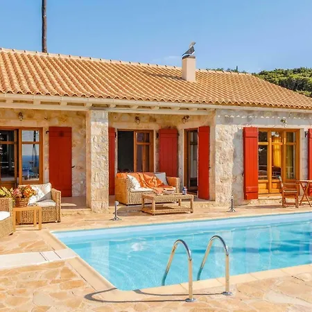 Delfini Villa *
